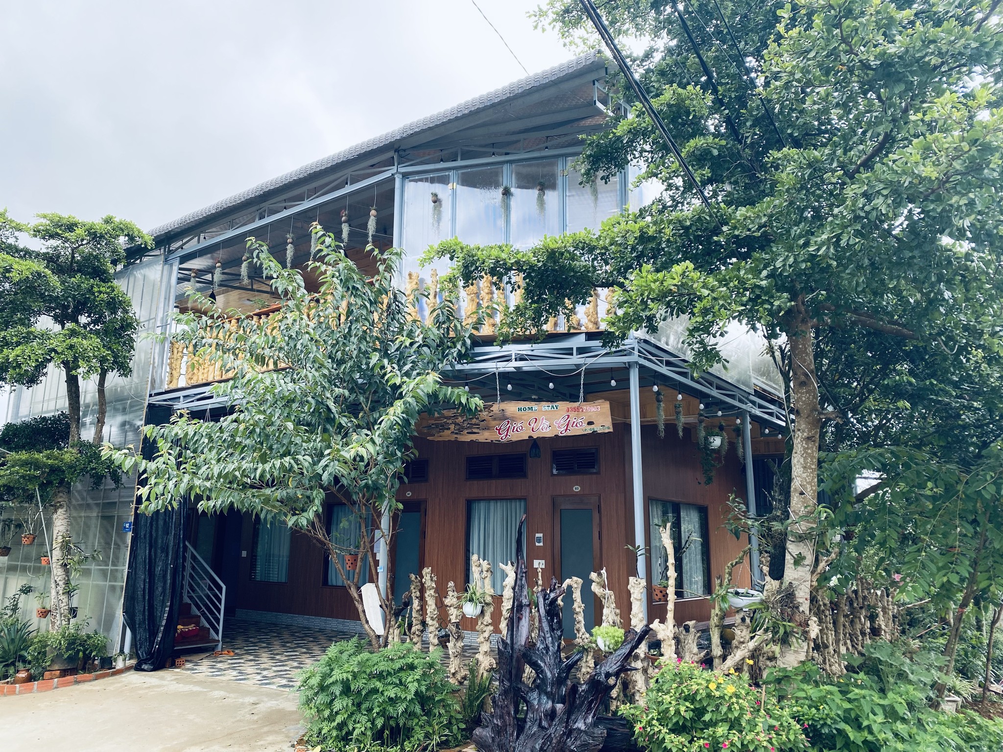 GIÓ HOMESTAY MĂNG ĐEN